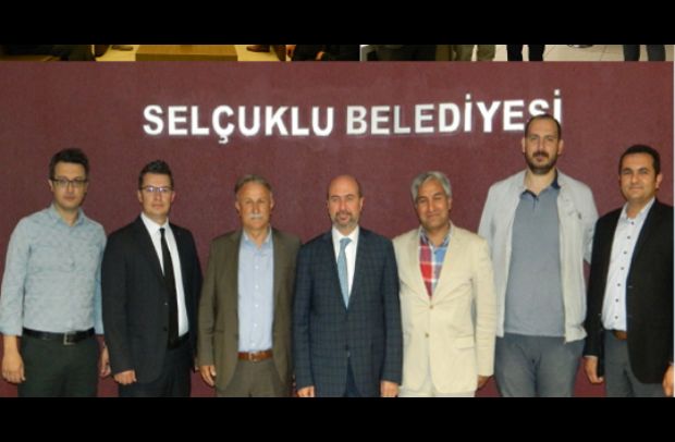 Yöntem Eğitim Kurumları, Selçuklu Belediye Başkan Ahmet Pekyatırmacı'yı ziyaret etti.