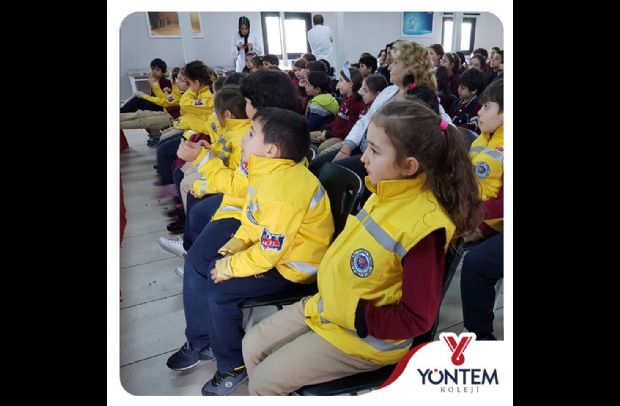 Sağlık Haftası dolayısıyla ilkokul öğrencilerimize seminer verilmiştir.