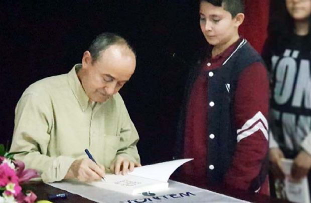 Yöntem’li Kitap Kurtları Yazar Süleyman Bulut’la buluştu